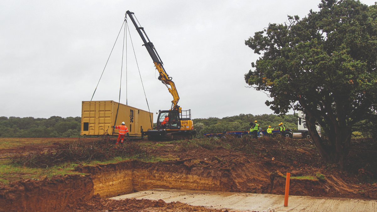CadmanCranesLtd's tweet photo. ποΈ FACT FRIDAY ποΈ
Did you know, our innovative Compact Crawler Cranes can pick and carry up to 6t!? π³πͺ
π: https://t.co/piej0yEUuH | βοΈ: 01206 986610
#CraneHire #MobileCrane #CompactCrane #CrawlerCrane #HealthAndSafety #HeavyLifting https://t.co/IjppNYSB7C