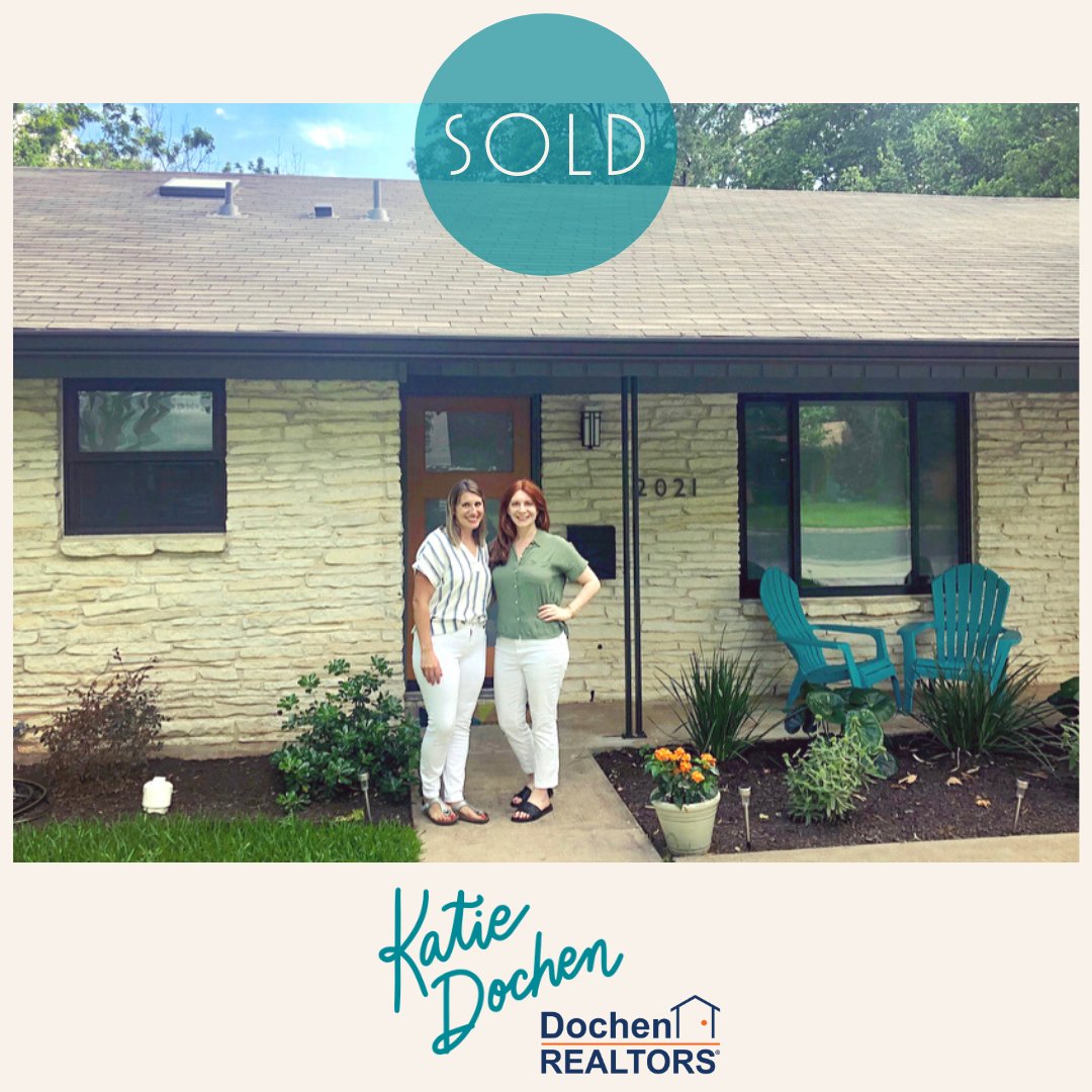 Impact_ATX's tweet photo. For #PhilanthropyFriday, see our spotlight on Annual Meeting Premium Sponsor Dochen Realtors."You never know what can happen when you take the leap into #philanthropy." https://t.co/bSg0N5EIHE   
#socialimpact #womensphilanthropy #impactaustin https://t.co/Dzwn7s9zhS