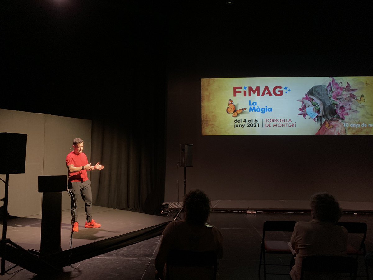 fimagmagia's tweet photo. ✨ Durant la 2a part dels showcases de #FIMAGPRO’21 els programadors han pogut conèixer en directe a:
⭐ Estefania Galera / Josep Vidal / Pau Segalés / Gonzalo Albiñana / Sergi Armentano / Álex Navarro i Raúl Alegría.
🎦Per a visualitzar més vídeos / fotos, seguir-nos a IG & FB! https://t.co/vvgd73VqyL