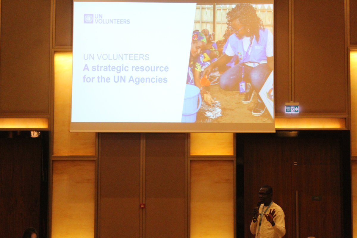 ProgramVNUNiger's tweet photo. Présentation des opportunités de volontariat aux partenaires (PNUD, UNICEF, ONUFEMMES) dans le cadre de la mise en œuvre d'un projet conjoint. Occasion de mettre l'accent sur la modalité des @UNVolunteers Communautaires qui font la fierté du projet de la #Stabilisation https://t.co/yN2cfmV8B9