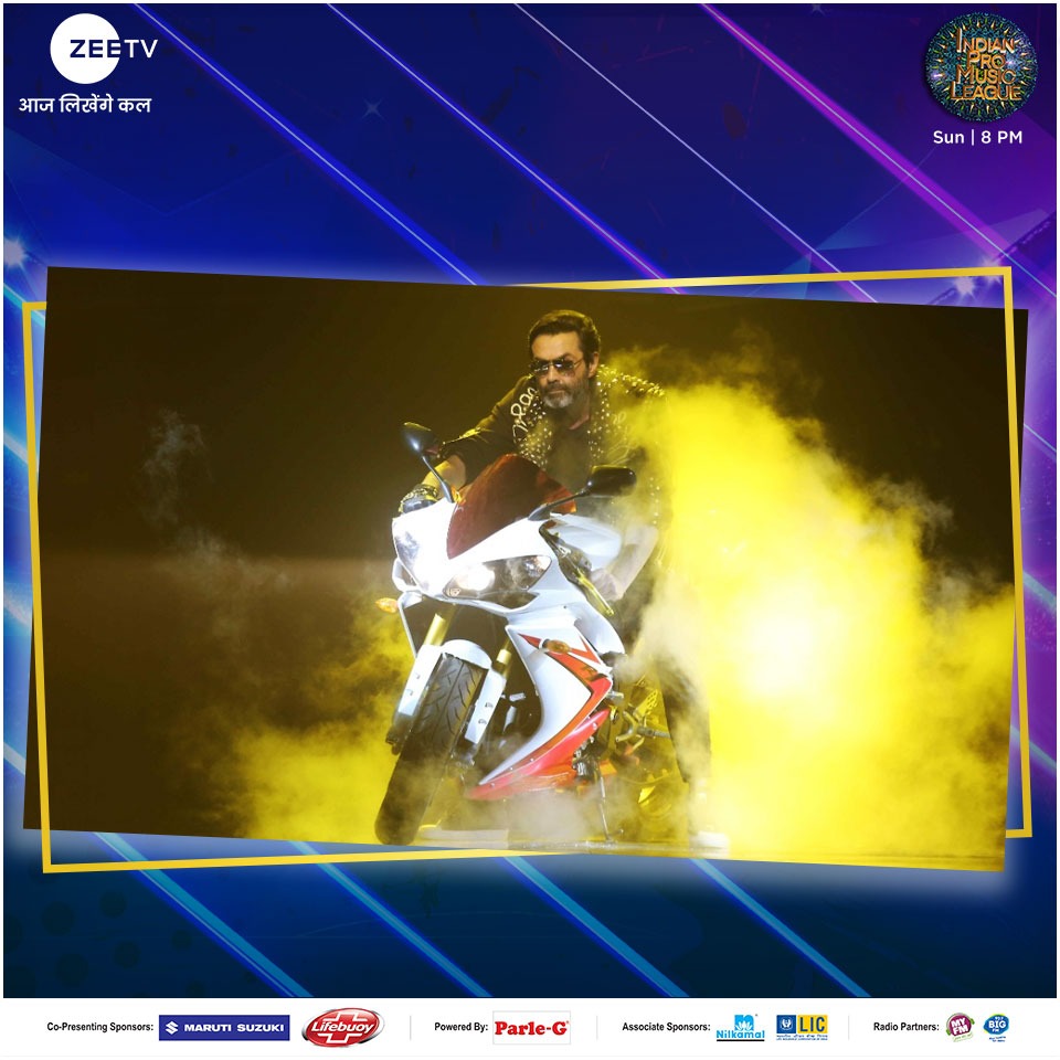 ZeeTV's tweet photo. Desh ke sabse bade sitaaron ke saath manayenge phir yeh musical shaam, kya aap hain tayyar dekhne #IPMLOpeningCeremony ke best moments? Comment 😍 aur dekhiye #IndianProMusicLeague, Sun, 8 PM, #ZeeTV par.
#IPMLPlaylist #NilkamalMattressMumbaiWarriors #WeSafeIndiaPunjabLions https://t.co/5dTOZjybCN