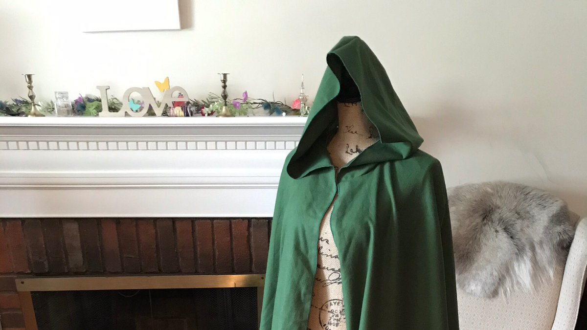 Fabel1031's tweet photo. HUZZAH 
We make custom cloaks and other Renaissance items just for you! 
#ShopSmall #witchybusiness #cosplay #SmallBusiness #shopwithwitches #witch #pagan #cloak #cloaks #renfaire #cottagecore #larp 

https://t.co/qzUov12l8b https://t.co/ZLw9Qu1X5o