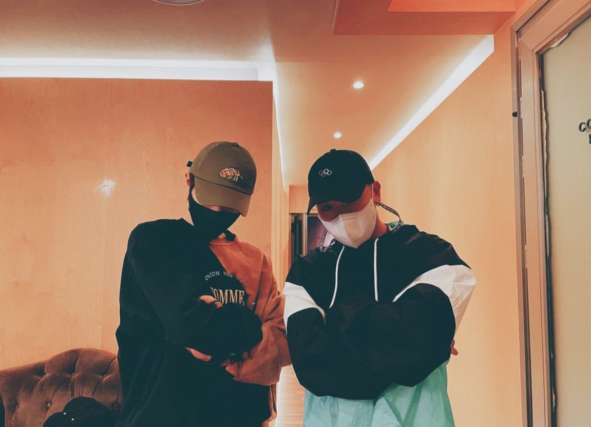 nct_127's tweet photo. taeyong with gaeko 🤩🤩🤩 collab please https://t.co/nlNkMDzz2S