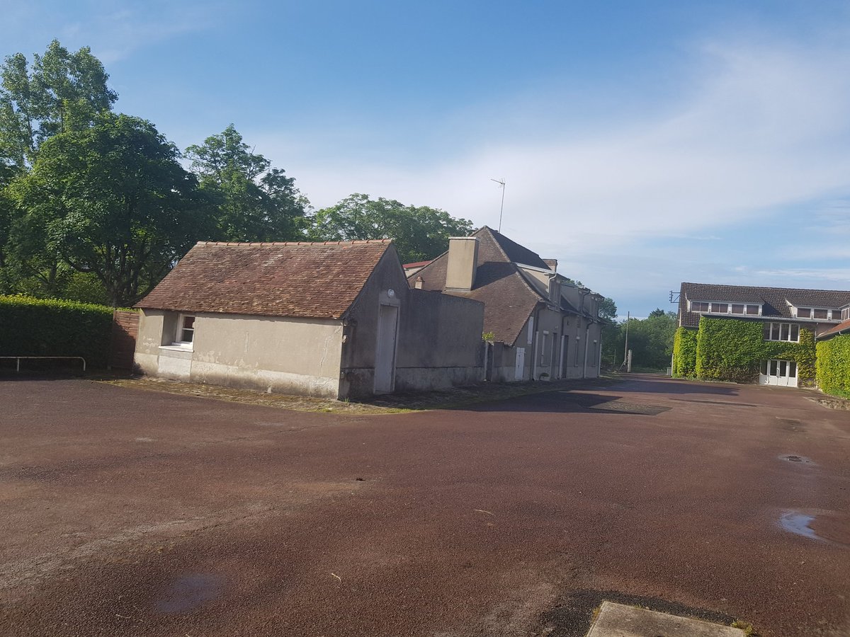 #semaineHCRT  Rencontre de 6 demandeurs d'emploi avec un recruteur. Visite du site, présentation des postes et entretien !!3 emplois à la clef en service et entretien des locaux. 
🤝 Synergie des équipes au service de nos usagers 👏
@poleemploi_RCVL <a href="/Eliseverriere/">Elise-Laure VERRIERE</a> <a href="/IsabellePirot/">Isabelle Pirot</a>