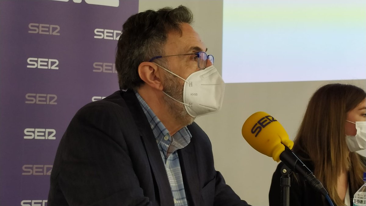 SER_Murcia's tweet photo. Horacio Sánchez: "El Gobierno regional ha añadido la integración del paisaje como algo a tener en cuenta en el estudio de impacto ambiental" #EncuentrosSERMurcia #DíaMundialdelMedioambiente #SoltecEnvironment https://t.co/1XRCacMBit @SoltecTrackers https://t.co/ZNgluqOzwJ