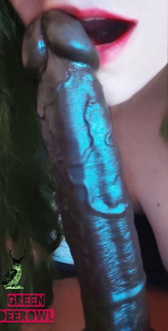 Do you like them big? 😏😛 https://t.co/gs2SBnRSmx<a href="/tag/owl"class="tags"><span>#owl</span></a><a href="/tag/green"class="tags"><span>#green</span></a><a href="/tag/corset"class="tags"><span>#corset</span></a><a href="/tag/ph"class="tags"><span>#ph</span></a><a href="/tag/grendeerowl"class="tags"><span>#grendeerowl</span></a>