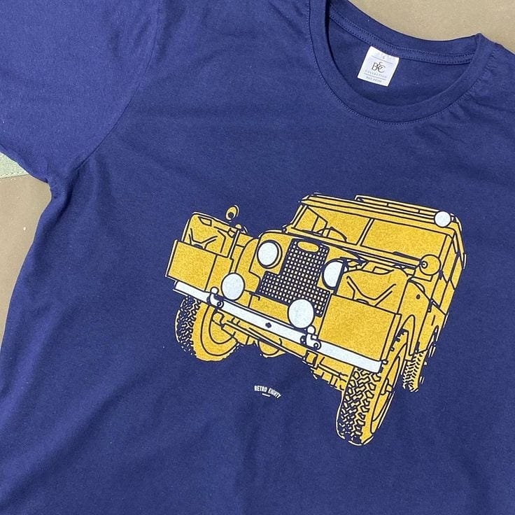 landroverpa's tweet photo. Just part the superb @retroeighty collection available at https://t.co/5zhqdGhw0D
#landrover #SNX891 #OxfordFirstOverland #SeriesOne #Serieslandrover #RangeRover #RangeRoverClassic #Defender110CSW #landroverdefender #Discovery #landroverdiscovery #landroverphotoalbum #Retroeighty https://t.co/hXlnmVMVOv
