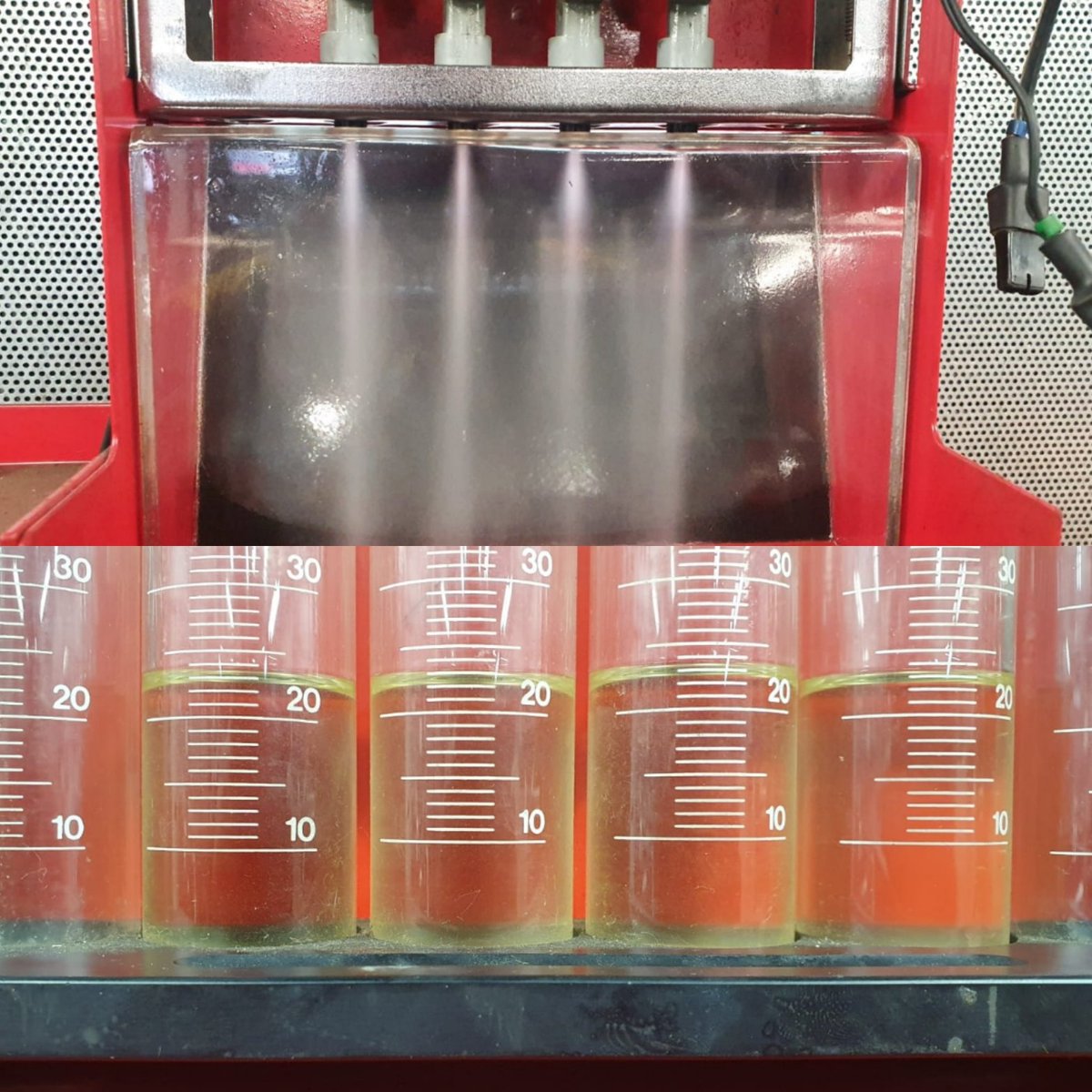 PDQDyno's tweet image. Another set of upper and lower Injectors for test, clean and filter replacement. 

In the pictures you can see the difference in flow before and after on the lower Injectors

@PDQDyno #injectorcleaning #injectortesting #filterreplacement #injector #motorcycles