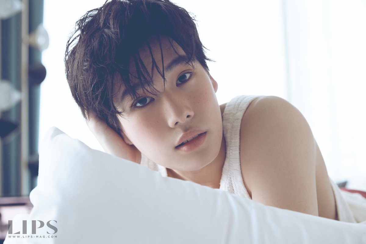 lipsmagazine_th's tweet photo. อุ่นเครื่องก่อนดู #ปลาบนฟ้าEP9 ด้วยบทสัมภาษณ์ #ปอนด์ภูวินทร์ @ppnaravit @phuwintang คู่จิ้นเคมีแรงจากซีรีส์กระแสดี 🔗 https://t.co/mvIU9K9tig

#LIPSGuy #PondPhuwin #หมอกปี #FishUponTheSky  #GMMTV https://t.co/jwvOsDltB8