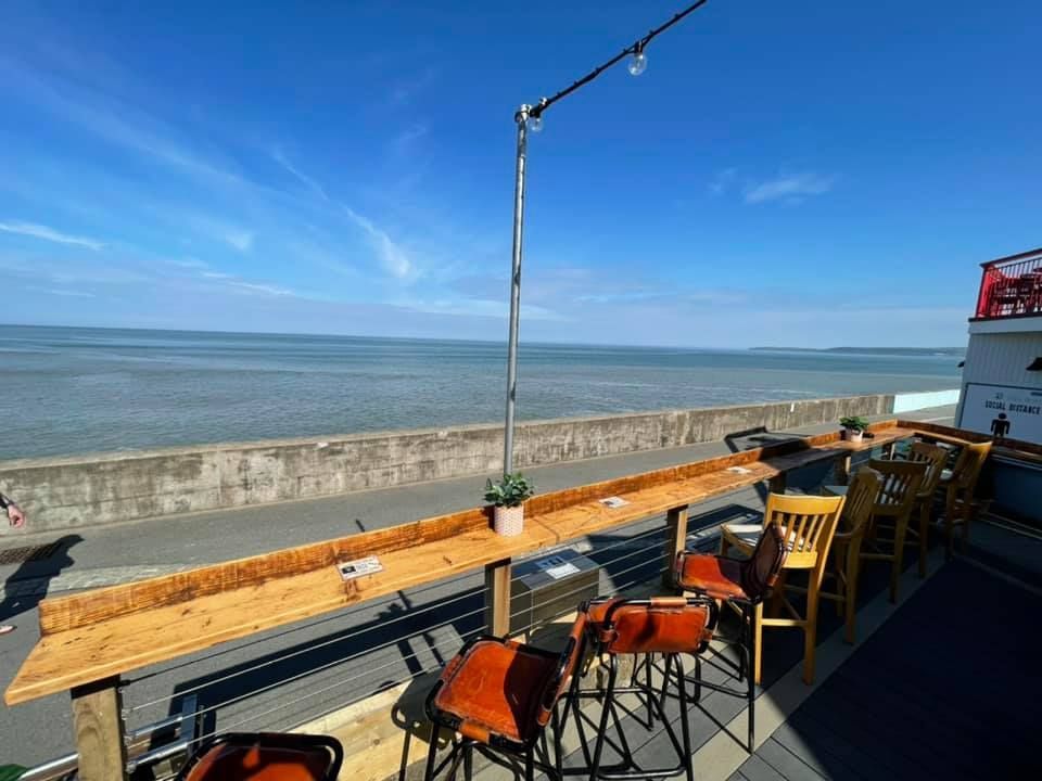 Chilling while embracing the view? Choose Westward Ho!😍

Credits to Rob Braddick

#StaySafe #westwardhobeach #northdevon <a href="/GreatDevonDays/">Devon Days #LoveDevon</a> <a href="/lovenorthdevon/">North Devon</a> <a href="/VisitDevon/">Visit Devon</a>
