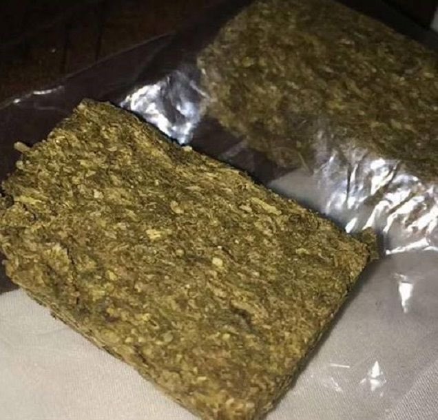 e38's tweet photo. My age shows when I’ve lived through this phase &amp; try to explain brick weed to young niggas https://t.co/V97Yl8W9yf