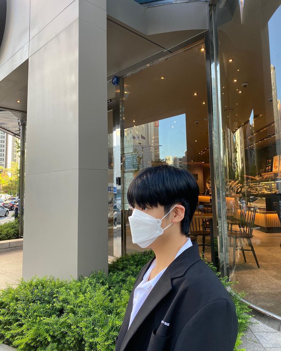 time_to_ES's tweet photo. 200605 인스타그램

#은상 #이은상 #LeeEunSang #LES https://t.co/Idm90UsXDt