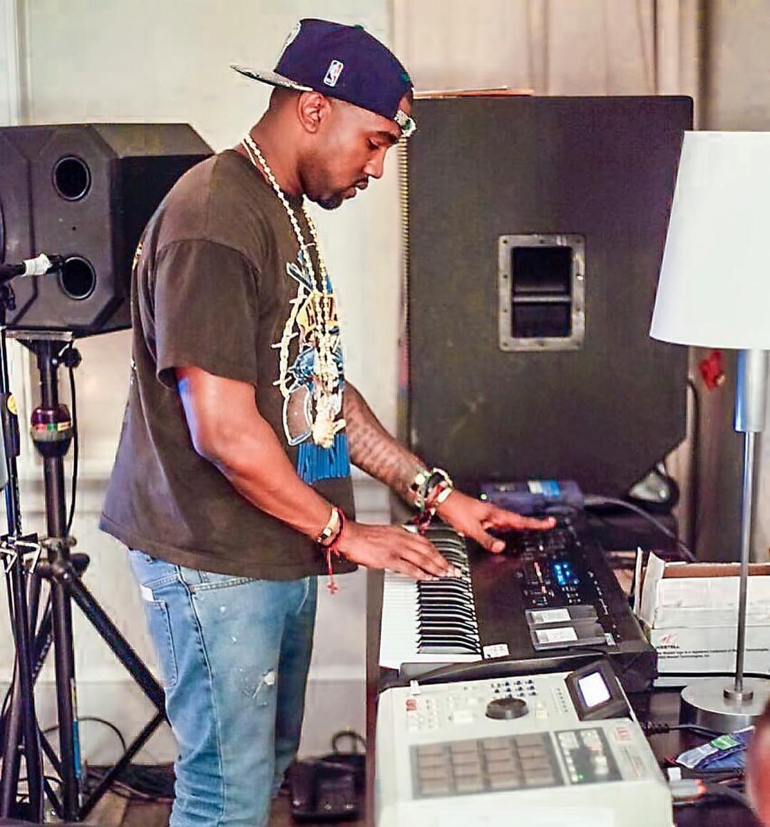 defjam's tweet photo. Name a song you wish you were in the studio with Ye for https://t.co/ufBeJaE5Df