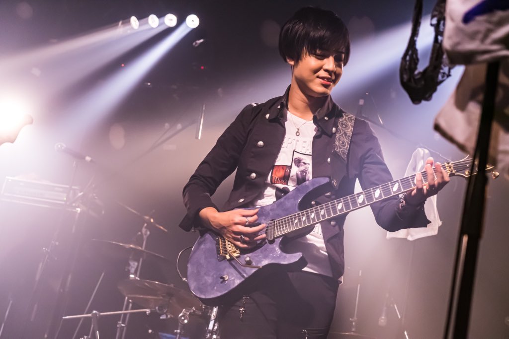 bulletofflash's tweet photo. 【2021.05.30】
Thank you☆
We are Bullet of FLASH🎤🎸🥁
https://t.co/AV1kzQQi47
https://t.co/f1ZMjUhyNQ
#バレフラ
#bulletofflash
#speceZero https://t.co/MTH3BzVs2Q
