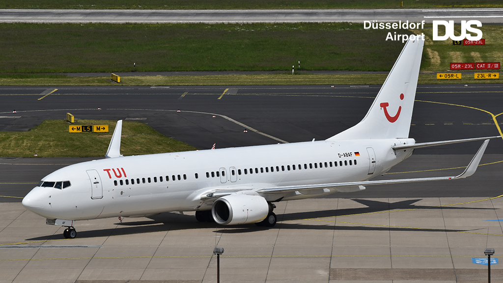 dusairport's tweet photo. #Freitagsflieger: @Corendon_Air #b737-800 (TC-TJY). @TUIDeutschland B737 ( D-ABAF) und #TAPExpress #Embraer #E190LR (CS-TPW). 📸 kalles_plane_pictures, tango_hotel_aviation (Instagram)
#planespotting #dusairport #Antalyaspor https://t.co/kZ0Q6qnslB