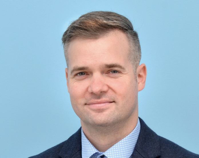 Dejan Škvarč: Krščanski forum <a href="/strankaSDS/">SDS</a>  je glasnik krščanskih korenin #Slovenije in #Evrope demokracija.si/slovenija/deja…