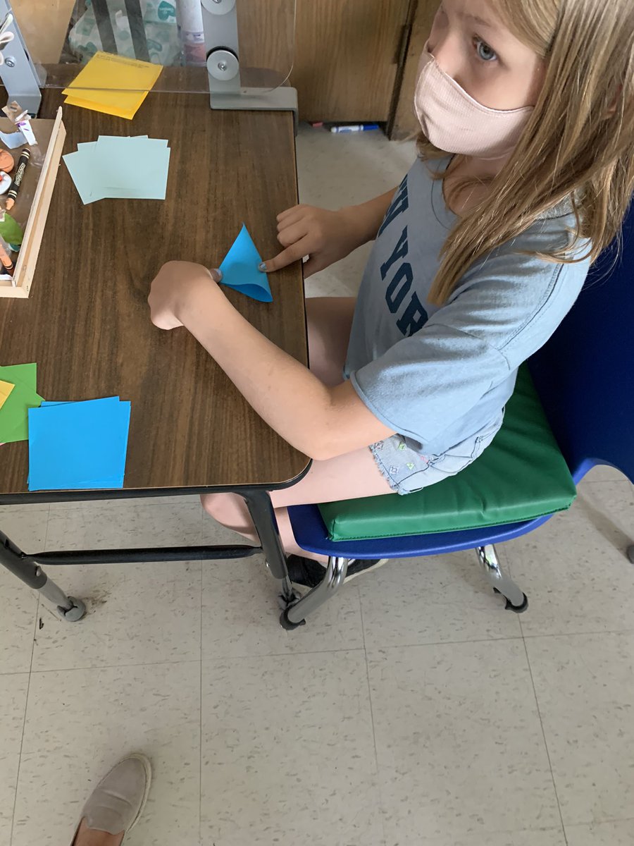 Mrs. Schott tweet media