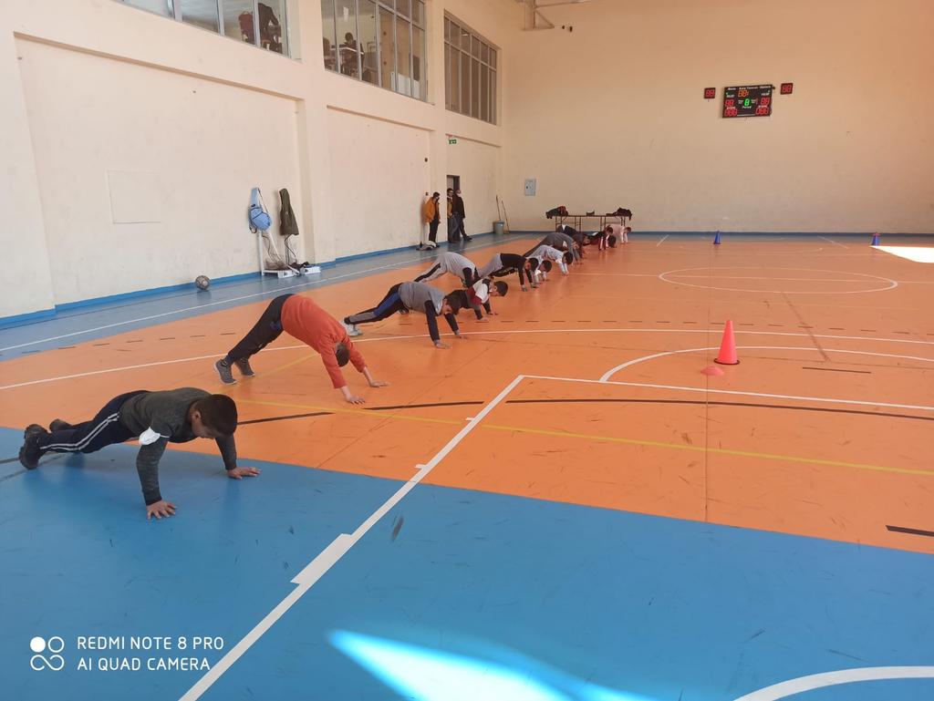 GSB_Agri's tweet photo. 📸İlçe Faaliyetlerimiz 
📍Patnos 
⚽️#Futbol antrenmanlarımız uzman antrenörlerimiz eşliğinde devam ediyor. 
@kasapoglu @gencliksporbak 
😷Maske
↔️Mesafe
🧼Temizlik https://t.co/9CfK8rycjS