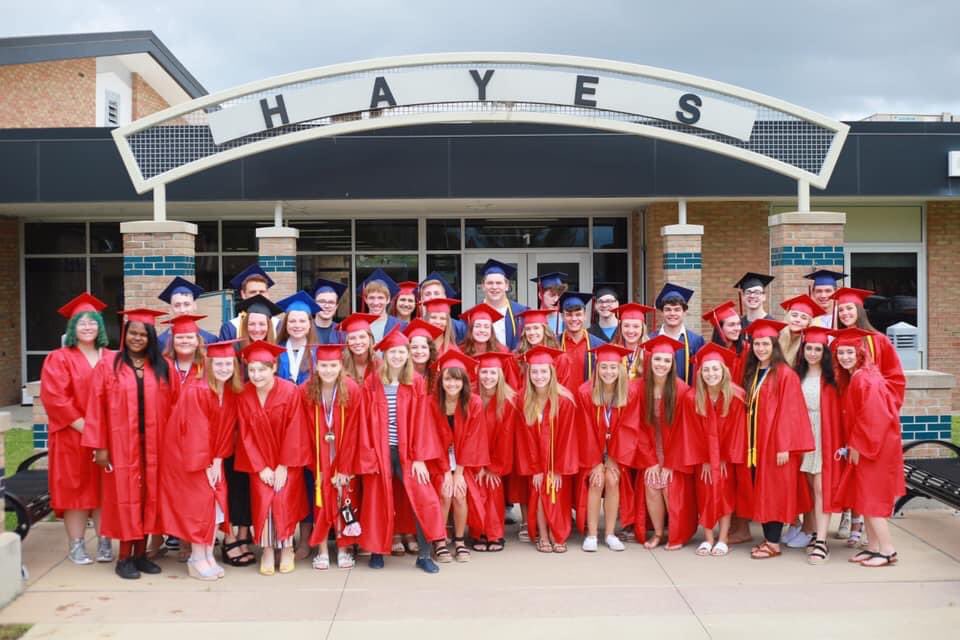 LivoniaFHSPTSA's tweet photo. Franklin Triad pictures! ❤️💙 #livoniapride #FHStriad #Franklintriad
Congratulations to the Class of 2021!  @fhspatriots (1 of 2) https://t.co/99ZWA7l9VQ