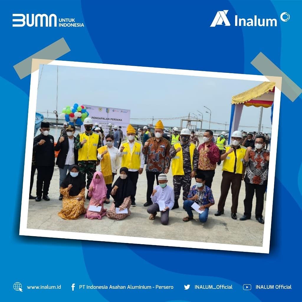 INALUM_Official's tweet photo. Ekspor ini merupakan bentuk komitmen INALUM untuk terus berkontribusi bagi masyarakat, khususnya dalam meningkatkan perekonomian UMKM di Kabupaten Batu Bara.
#InalumHebat
#MiningIndustryIndonesia
#BUMNUntukIndonesia https://t.co/Evzfv5BnJN