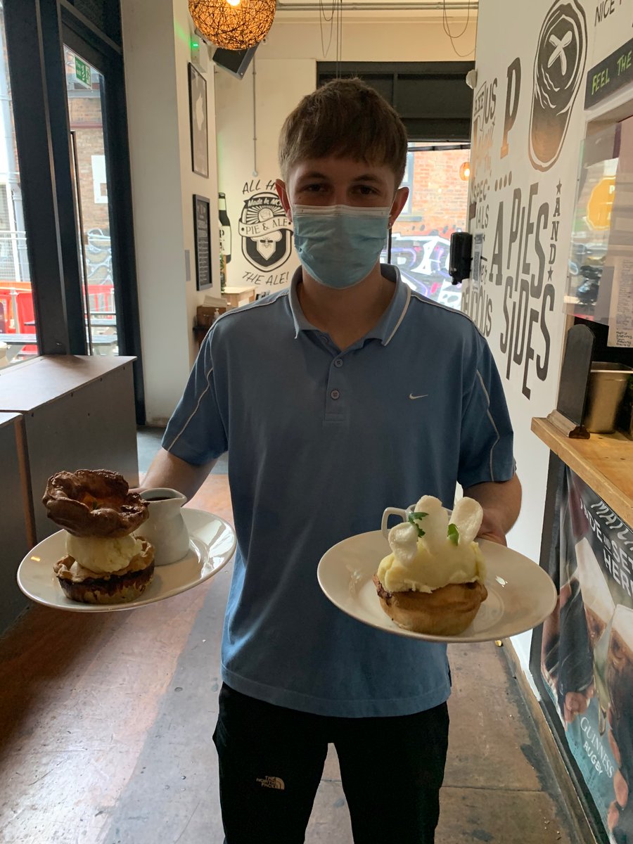 PieandAleMcr's tweet photo. Suns out, pies out! Come down enjoy a delicious cold pint! 🥧 

#northernquarter #pie #ale #lunch #weekend https://t.co/JFt5fZWiRS