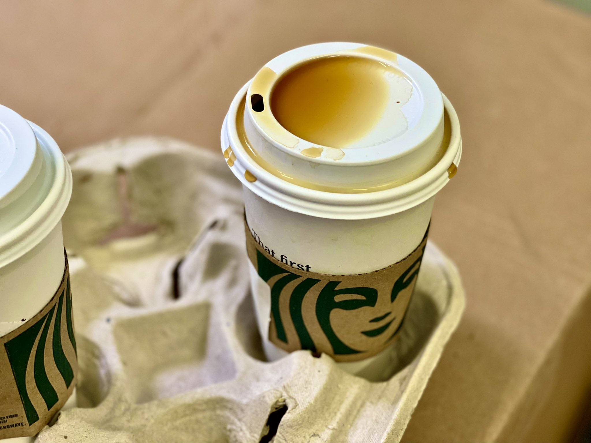 Starbucks Reusable Hot Cup Coffee STOPPER Seals Into Cup Lid Avoid