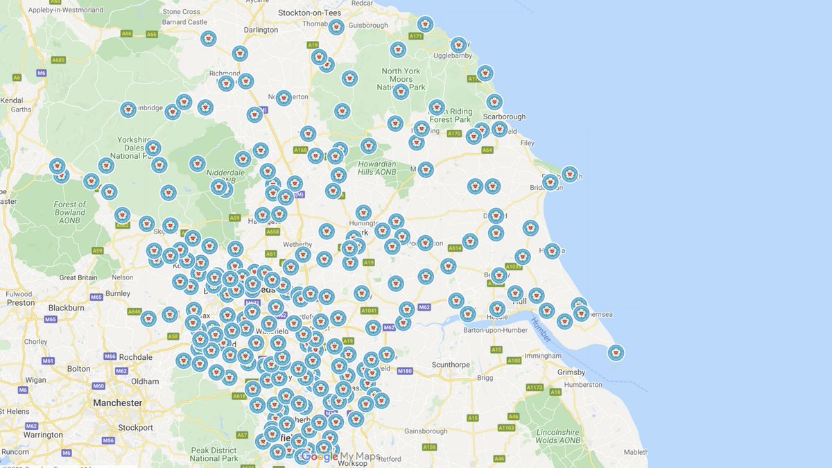 YorksAmbulance's tweet photo. Our Community First Responders are spread across the whole of Yorkshire and the Humber, and provide life saving treatment to our patients. They are trained to help in the first vital minutes of an emergency, before an ambulance arrives. 

Thank you @YASCFR #VolunteersWeek https://t.co/bmIz09UNYt