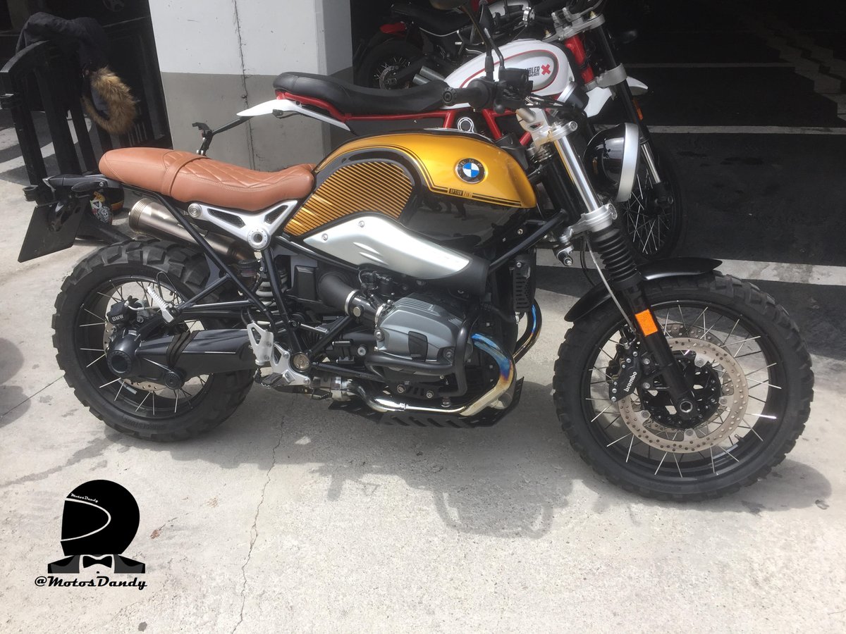motosdandy's tweet photo. Bonita BMW R NineT con detalles de la opción 719 verdad? 🔥🔥🔥
#bmw #bmwninet #ninet #heritage #bmwmotorcycle #bmwboxer #bmwlove #bmwlife #bmwnation #bmwclub #bmwfan #dgr #gasolina #gas #oldschool  #motoretro #motovintage #caferacer #custom #classic #style #gentleman #motosdandy https://t.co/Xf6r6Xc3Nc
