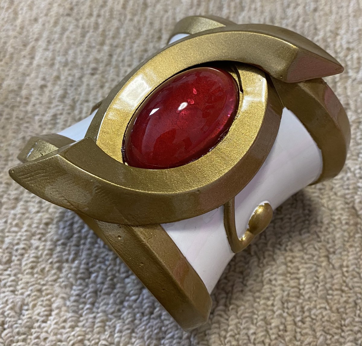 アストラル文字製作者、高橋和希先生と一緒に『遊戯王ZEXAL』タイトル