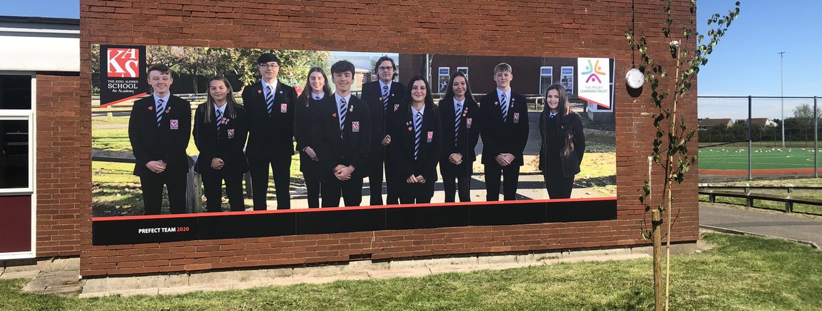 _TKASA's tweet photo. Continued improvements ⁦@KingAlfs⁩ over half term. A block roofs nearly done, new windows going in and signage up to celebrate student success! #beproud #whatatrust #teamtkasa ⁦@mprocterTKASA⁩ ⁦@NevilleColes⁩ ⁦@NjenkinsTPLT⁩ https://t.co/TGWTI9Y6eO