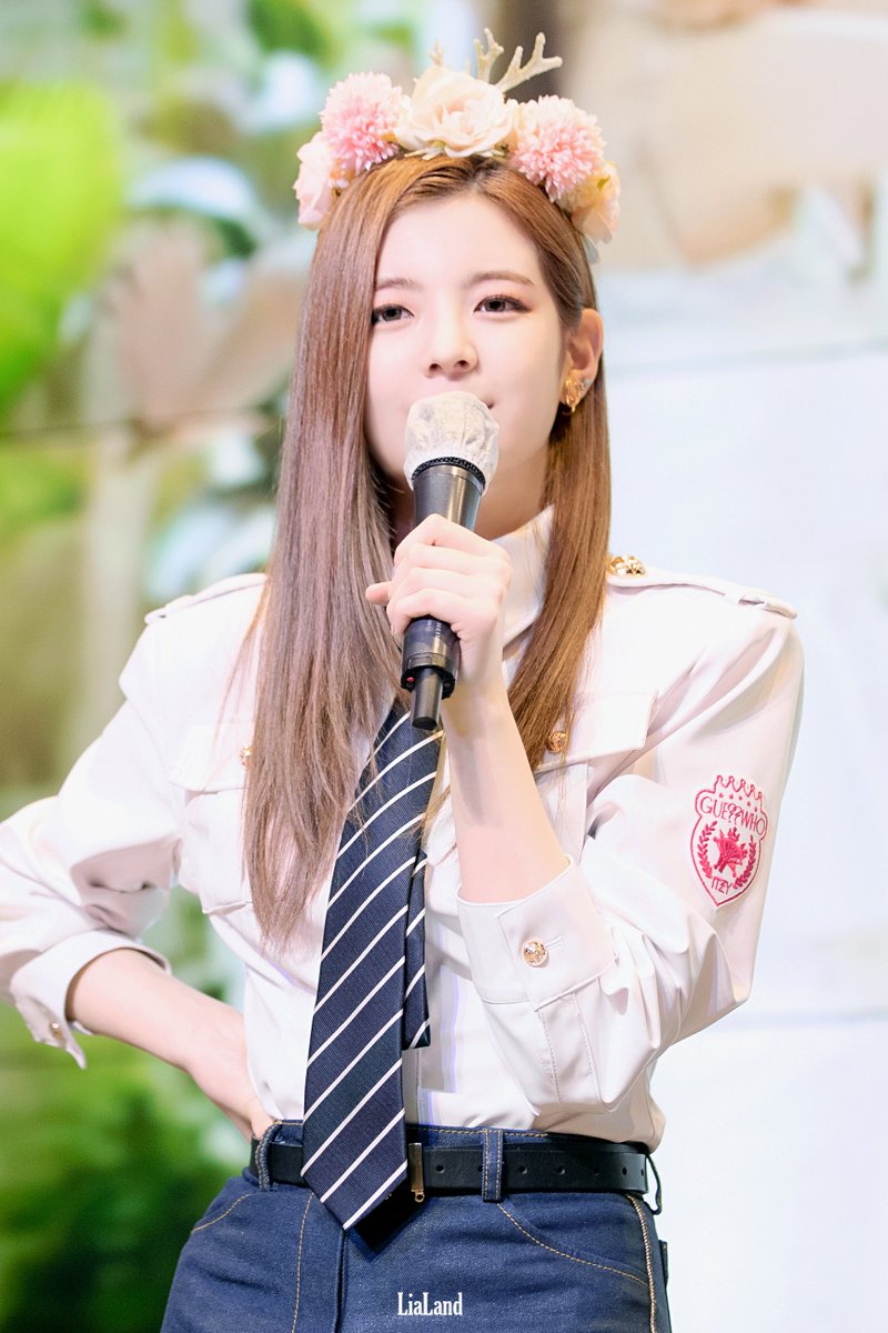 210530 리아
#ITZY #LIA #리아 #있지