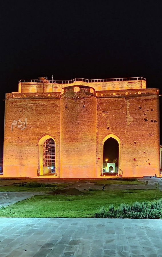 ارگ تبریز

۱۴۰۰/۰۳/۱۳

👤عکس: هیدایت
<a href="/ILOVE_Tabriz/">Hidayət 🔤⁦</a> 

🔖ادیت: اردم