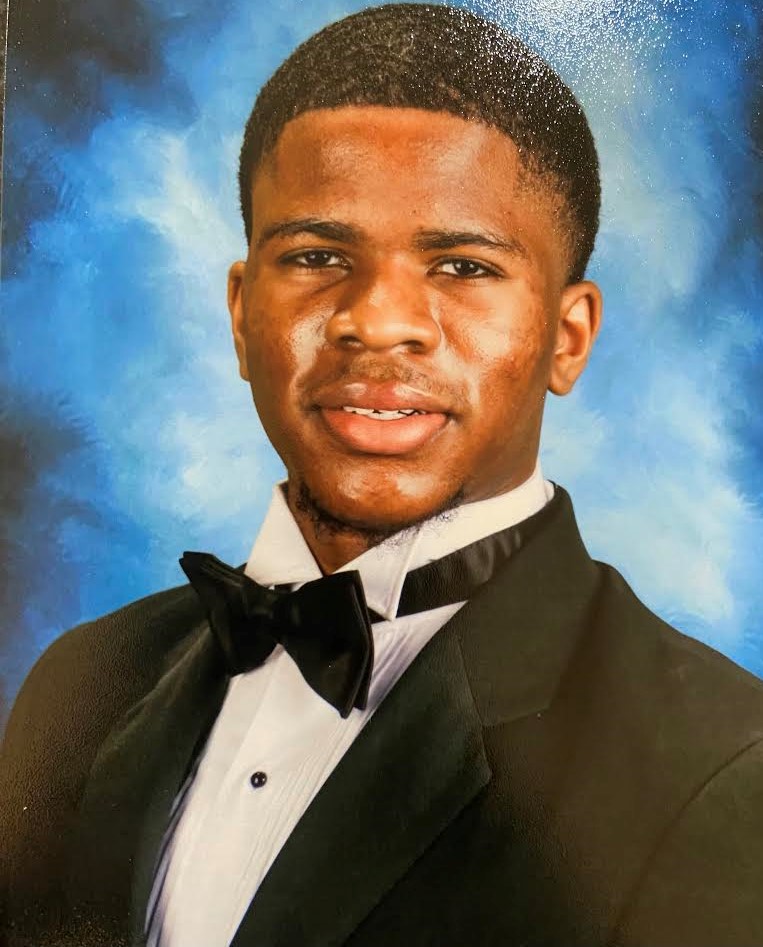 FultonCoSchools's tweet photo. Congrats to No. Springs HS' Divine Madubike, 1 of 5 ATL HS students chosen to participate in the @BankofAmerica Student Leaders summer program which helps prep students to enter the wkforce through skill-building &amp; leadership developmt. @NSSpartans @hansonmscott #FCSRisingStars https://t.co/UMtu3BJdQB