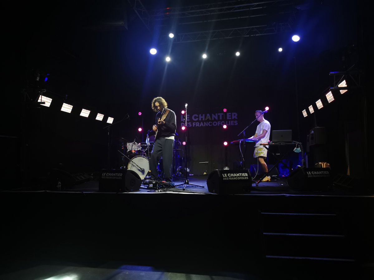 GENERAL POP (@general__pop) on Twitter photo Alors que la dernière session du Chantier des <a href="/francofolies/">Francofolies</a> se déroulait la semaine du 22 mai, nous nous sommes plongés en plein coeur du programme d’accompagnement des jeunes promesses de demain. Un reportage qui sent bon la mer et la belle musique.
generalpop.com/2021/06/04/une… Alors que la dernière session du Chantier des <a href="/francofolies/">Francofolies</a> se déroulait la semaine du 22 mai, nous nous sommes plongés en plein coeur du programme d’accompagnement des jeunes promesses de demain. Un reportage qui sent bon la mer et la belle musique.
generalpop.com/2021/06/04/une…