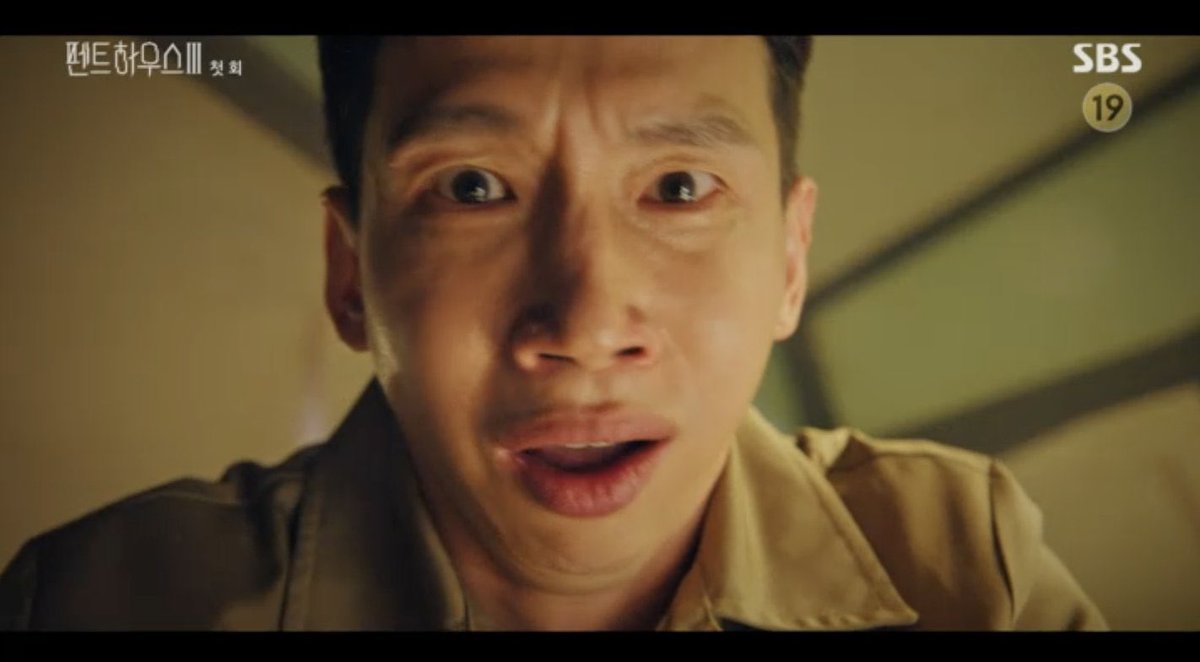 youngdves's tweet photo. HELP KYUJIN THE PEAK COMEDY #Penthouse3 #Penthouse3Ep1 https://t.co/jTOJvKXK04