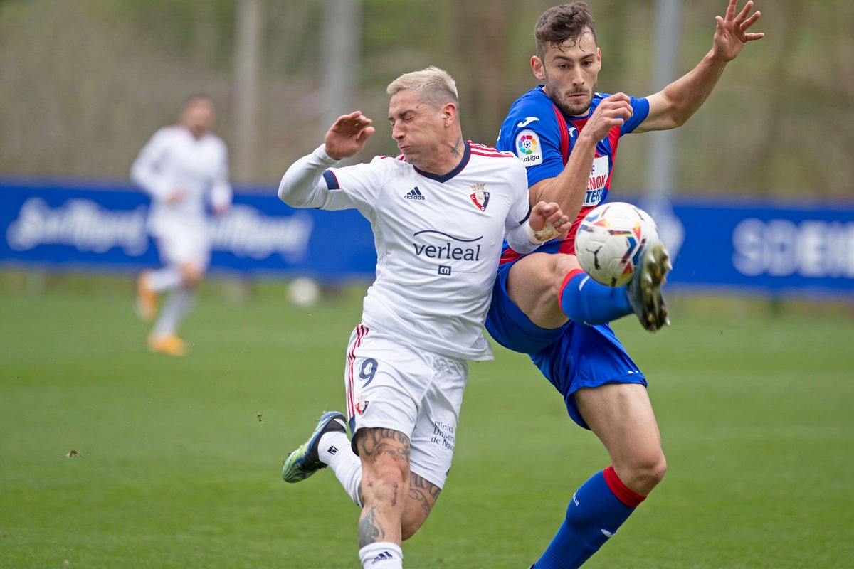 COMUNICADO OFICIAL | #Osasuna Promesas refuerza su defensa con el navarro Unai Dufur.

▶️ buff.ly/2T1CBUg