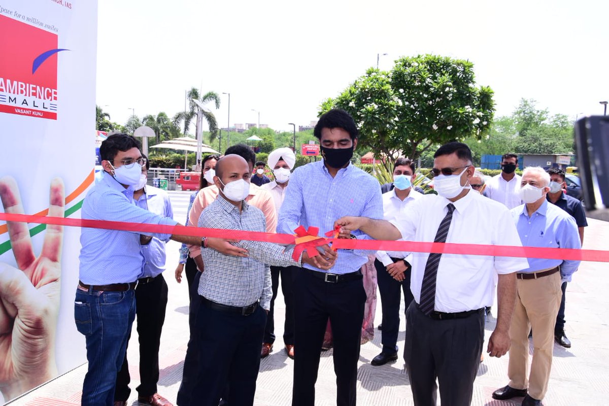 We feel really happy to share the pictures of the inauguration ceremony of our another drive through vaccination at Ambience Mall, Vasant Kunj. #unitedbyblood

#unitedbyblood #ubb #VaccinationDrive #Covid19IndiaHelp #vaccination #COVID19ON #vaccine #VaccineRegistration