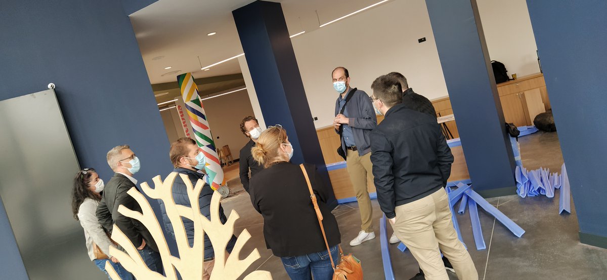 👷 Visite du <a href="/joinMoHo/">MoHo</a> par quelques acteurs de l'écosystème numérique manchois. 
🙏 Merci à <a href="/NicolasGeray/">Nicolas Géray</a> pour sa disponibilité.
🌍 Pensez à soutenir #MoHo4Young fr.ulule.com/moho-nation/ qui vise à accompagner les jeunes porteurs de projets à impact. 
#Manche #Normandie #Moho