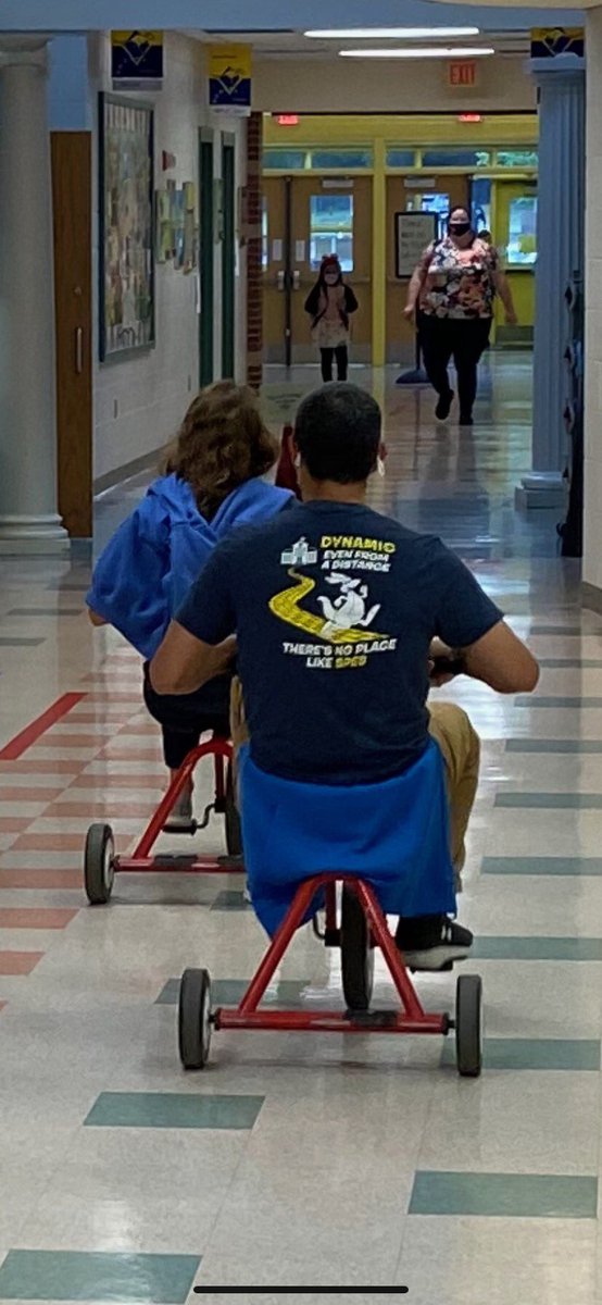 TheParkSPESelem's tweet image. Happy Friday! Mrs. Shifflett and Mr. Favale had a blast visiting every classroom during breakfast this morning 😁 🚲 Such a great way to start the day!  #TheresNoPlaceLikeSPES