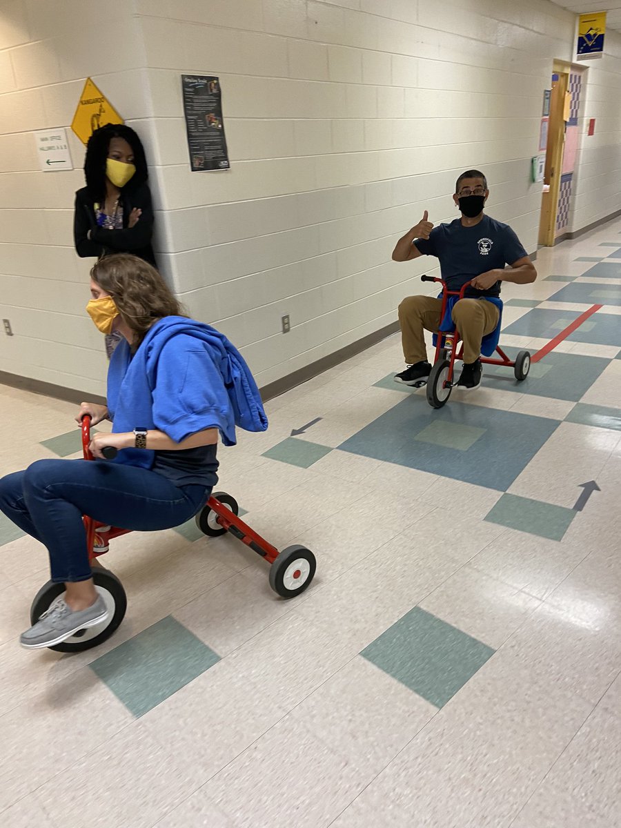 TheParkSPESelem's tweet image. Happy Friday! Mrs. Shifflett and Mr. Favale had a blast visiting every classroom during breakfast this morning 😁 🚲 Such a great way to start the day!  #TheresNoPlaceLikeSPES