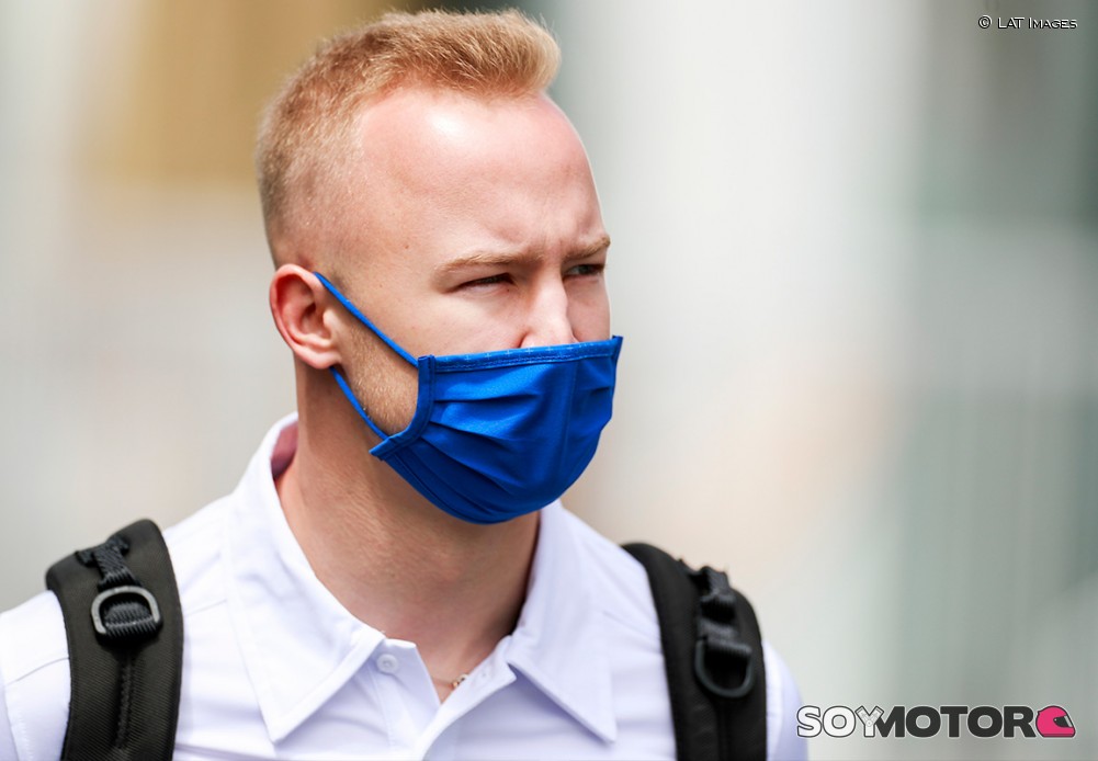 Rusia llama a #Mazepin en plena temporada... ¡para hacer la mili! - bit.ly/3zb3tSn #F1 #RussianGP