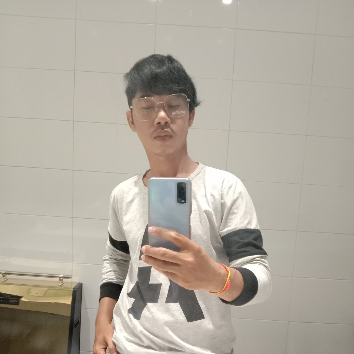 Makara49067985's tweet photo. #NewProfilePic https://t.co/LuHNuH5itZ