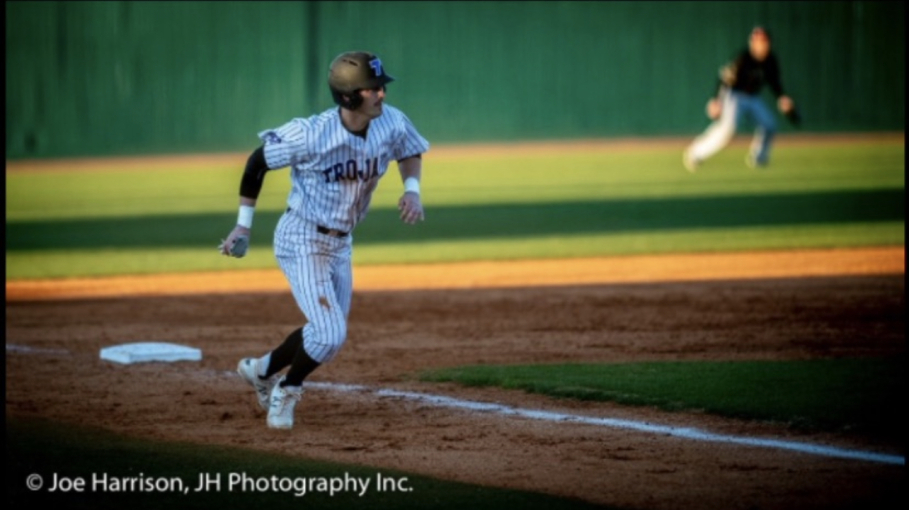 With the start of the #D2BSB Championship tomorrow, Trevecca Nazarene's John Anderson will be running the bases as a seventh year senior: b.link/0604TN.

#MakeItYours | #NCAAD2
