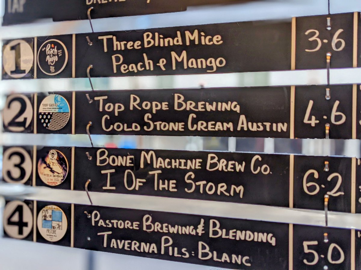 StirchleyWines's tweet photo. Here's this weekends #GrowlerTakeaway lineup.
๐บ @3BlindMiceBrew Peach & Mango
๐บ @TopRopeBrewing Cold Stone Cream Austin
๐บ @BoneMachineBrew I, of the Storm
๐บ @pastorebrewing Taverna Pils
FILL | DRINK | RINSE | REPEAT
#SWSTakeHome #VivaStirchley #VivaBrum #ShopLocal https://t.co/jL1AdyxJFn