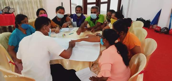 SAFEFoundation1's tweet photo. SAFE conducted a training session on active citizenship for selected CSOs leaders of
#Rambewa #Medawachchiya & #NPCDSD
ප්රජා මූල නායකයින් සදහා ක්රියාකාරී පුරවැසිබාවය පිළිබද පුහුණු සැසිය.... 👩✈️👩✈️👩🏫
#SAFEfoundation
#USAIDIDEA https://t.co/eW6wpn9LoN