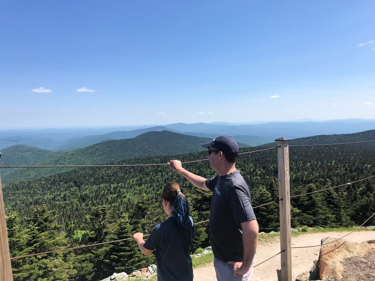 intheolivegrov1's tweet photo. #Top4Theme this week is #Top4Lookouts 
Join and tag hosts 
@perthtravelers @Touchse @CharlesMcCool @Giselleinmotion 
Killington Mnt., #Vermont 
Cadillac Mnt., #Acadia, #Maine 
Top of the Empire State Building, #NYC 
From the Centennial Wheel, #Chicago https://t.co/S3RzDuJPRz