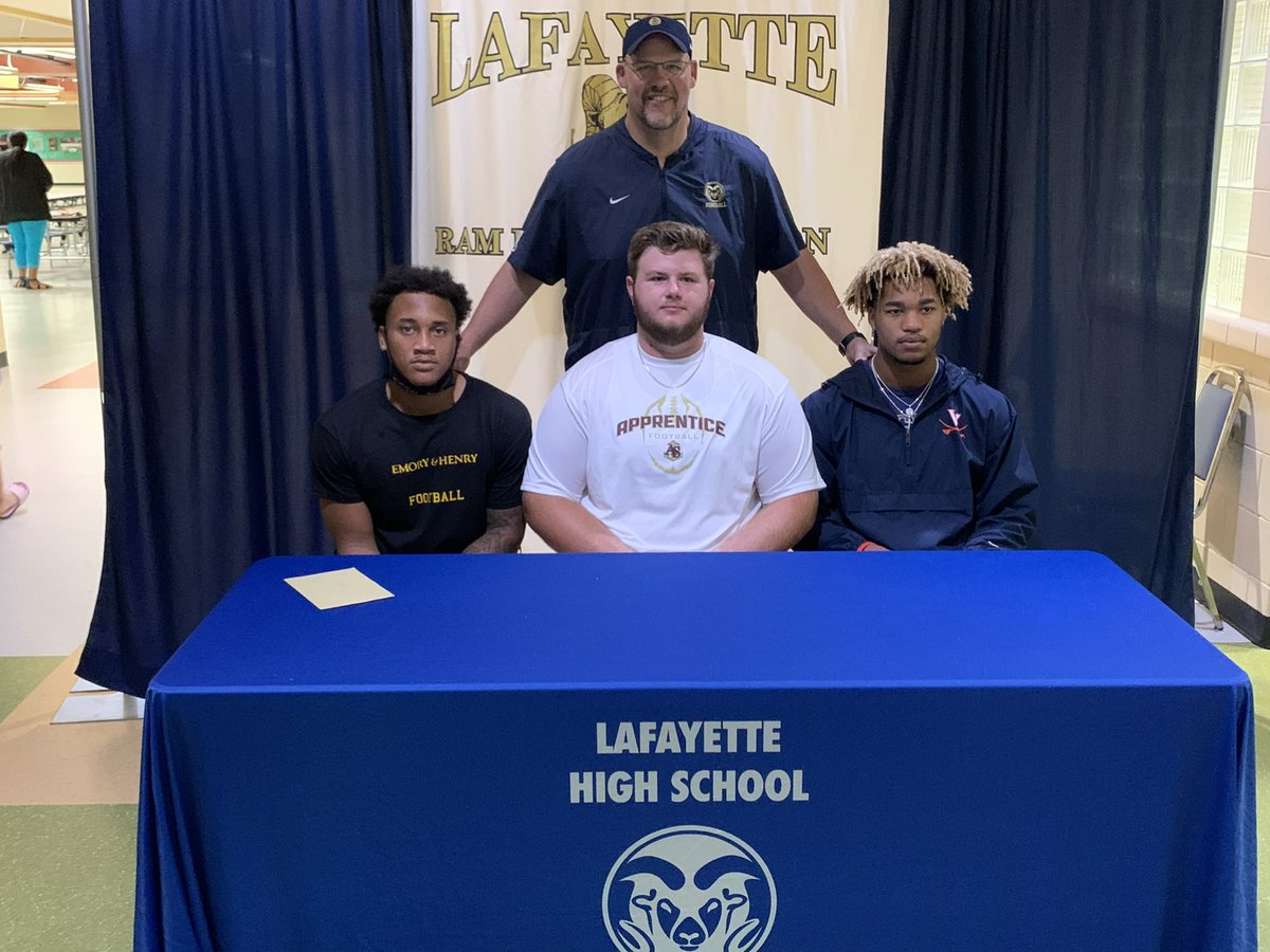 Congrats to @miguel_reel signing @EHCFootball   <a href="/Tommy_bigt_/">Tommy Gardner</a> signing #Apprenticeschoolfootball and <a href="/Mikegreen42021/">michael green</a> to play <a href="/UVAFootball/">Virginia Football</a> #RamProud #RamNation 🐏🏆 🏈