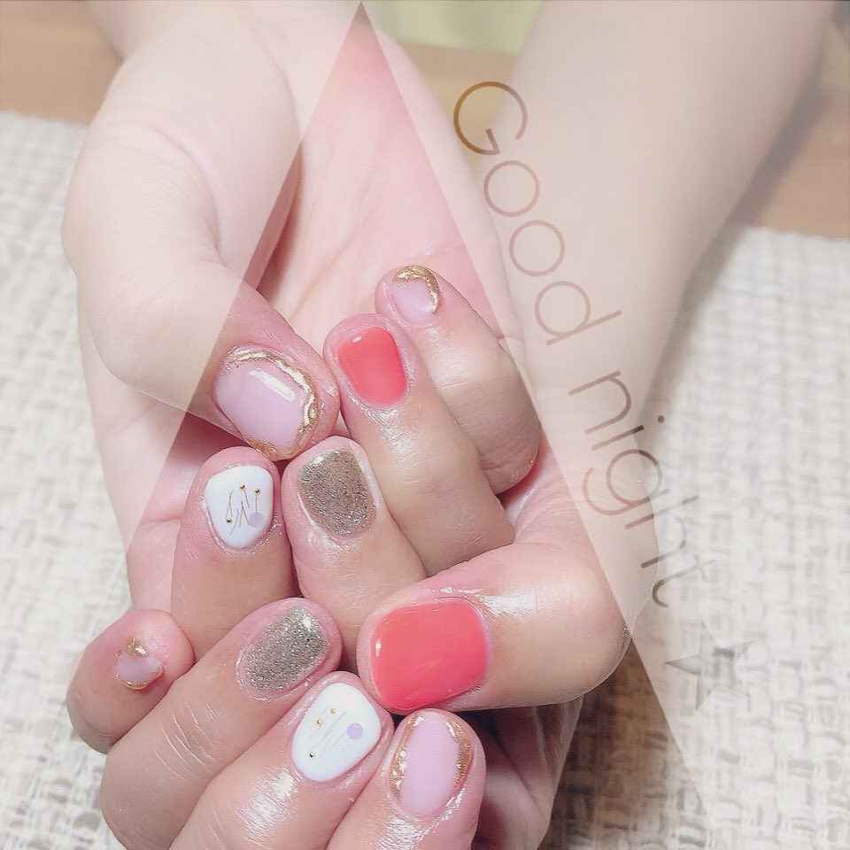 学芸大学でお洒落ネイルpetitnailmiu ワイヤーミラーニュアンスネイル ミラーネイル ワイヤーネイル ニュアンスネイル お洒落ネイル ネイル 学芸大ネイル 学芸大学 武蔵小山 武蔵小山ネイル 個性派 個性派ネイル アートネイル ネイルスクール