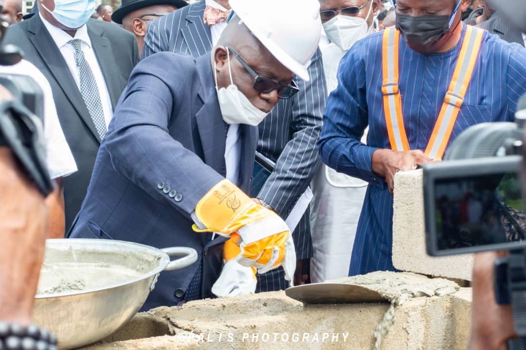 ikwerre's tweet photo. Rivers State is likely to get a Campus of the Nigerian Law School as Governor Wike has offered to provide a fully furnished Nigerian Law School Campus facility with accommodation for staff if the Council for Legal Education consents to having a Campus in Port Harcourt. https://t.co/J7DzQn12v1