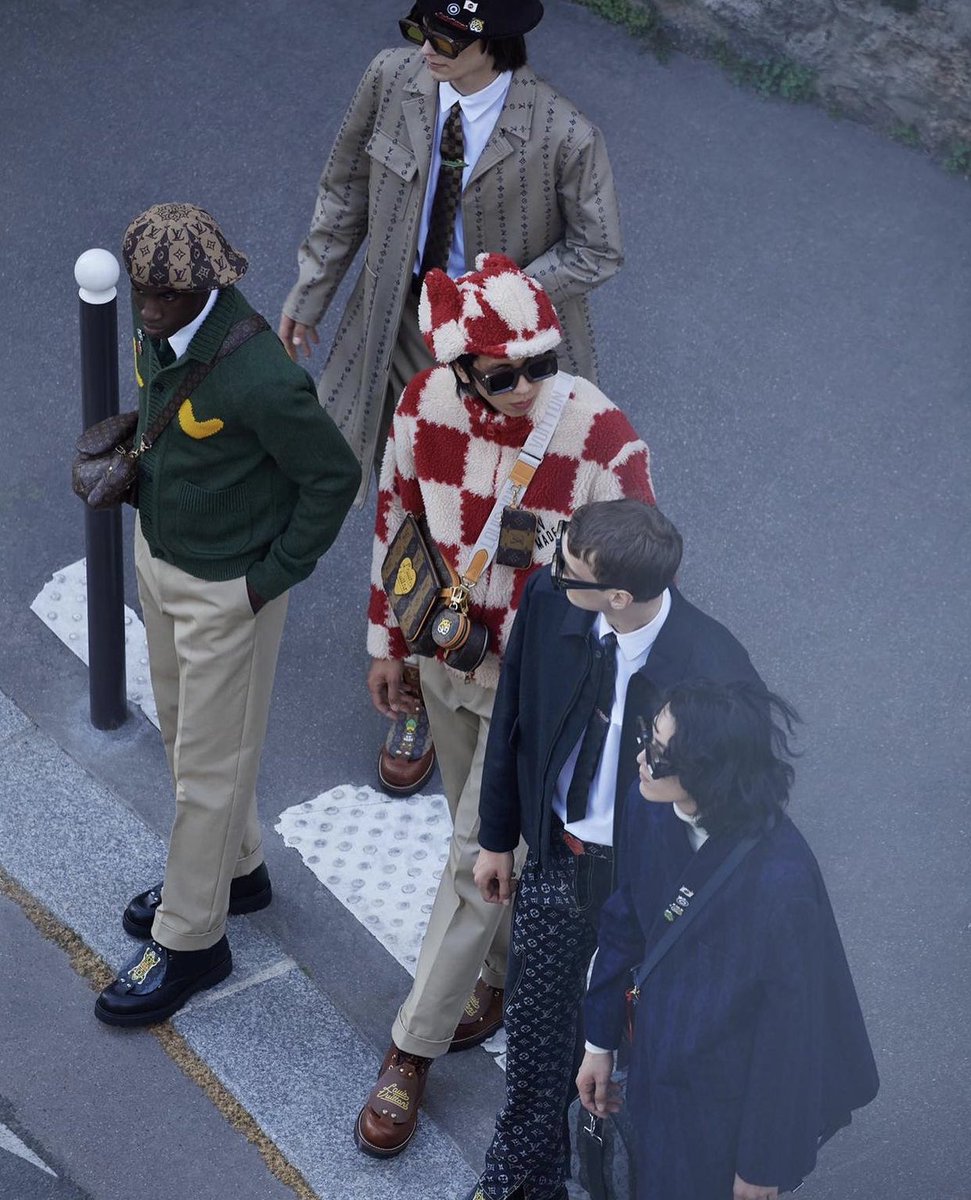 StreetFashion01 tweet picture